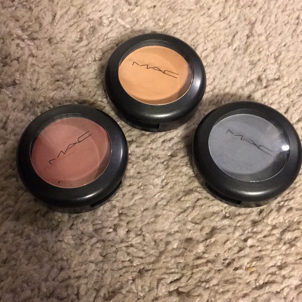 MAC Eye shadow